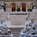 Louvre-marble-statues6